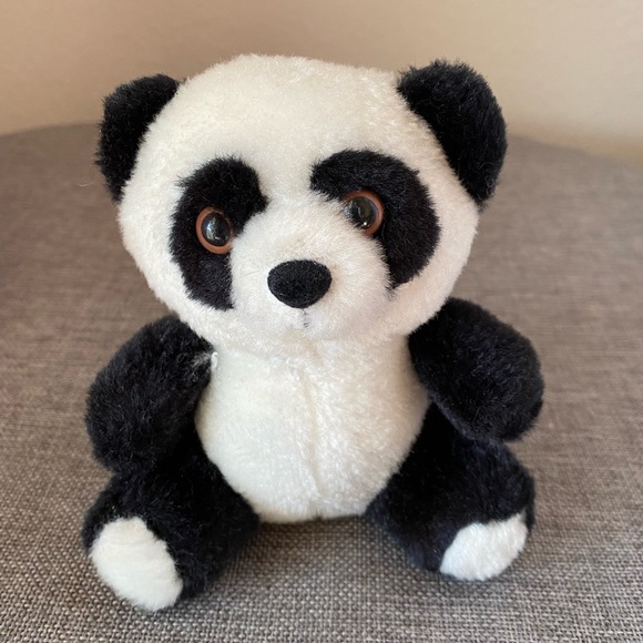 Mei Mei Porcelain Doll with stuffed Panda - Picture 7 of 10